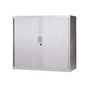 Armoire basse à rideaux - L120  x H105 x P43 cm - 2 tablettes - gris clair