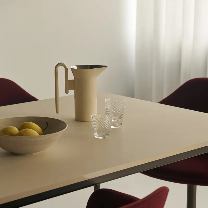 Carafe & verre     Pichet MOMENTO JH38 Ivoire           AND TRADITION